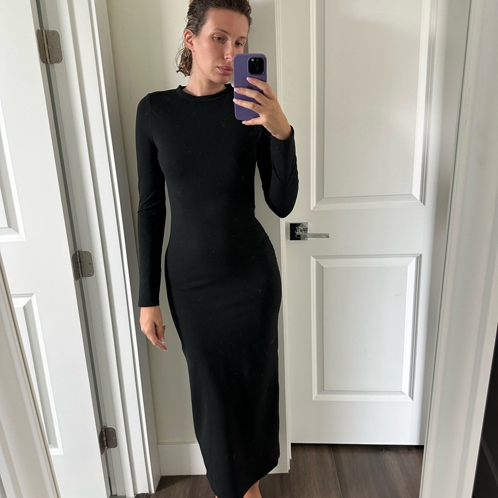 Elegant Black Long Sleeve Dress